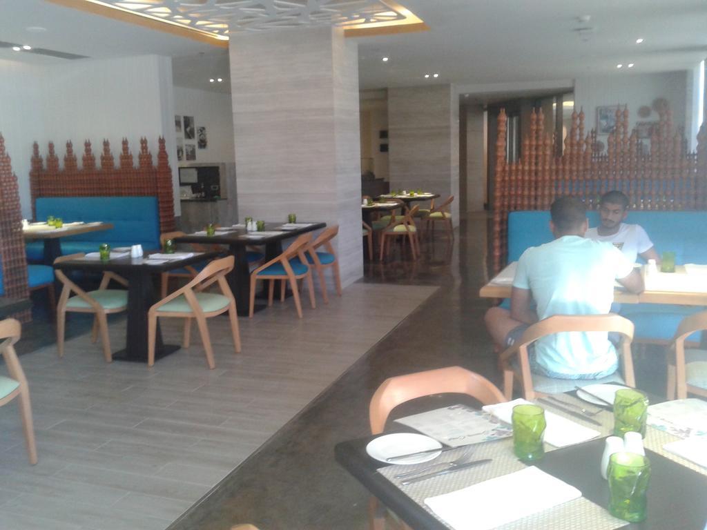 Exclusive Beach And Pools Oceanway Residences Yapak Esterno foto